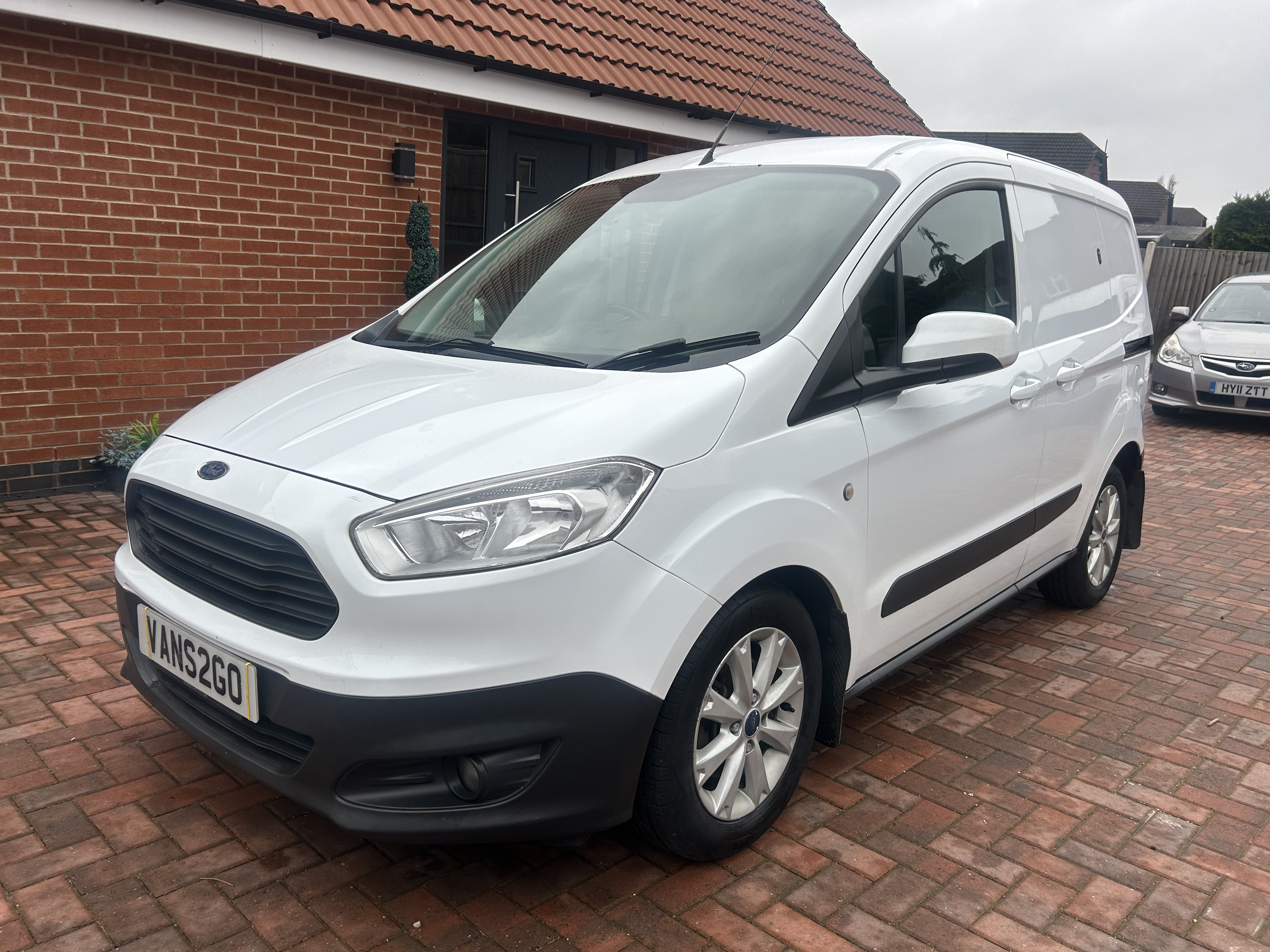 2018 Ford Transit Courier Trend