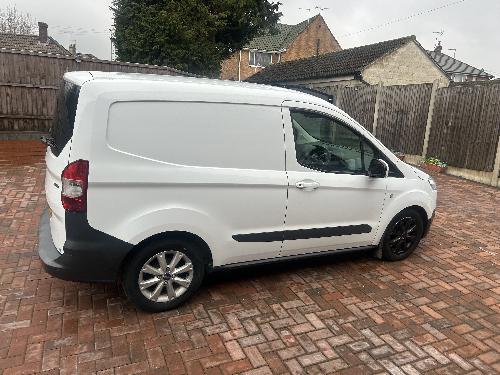 2018 Ford Transit Courier Trend